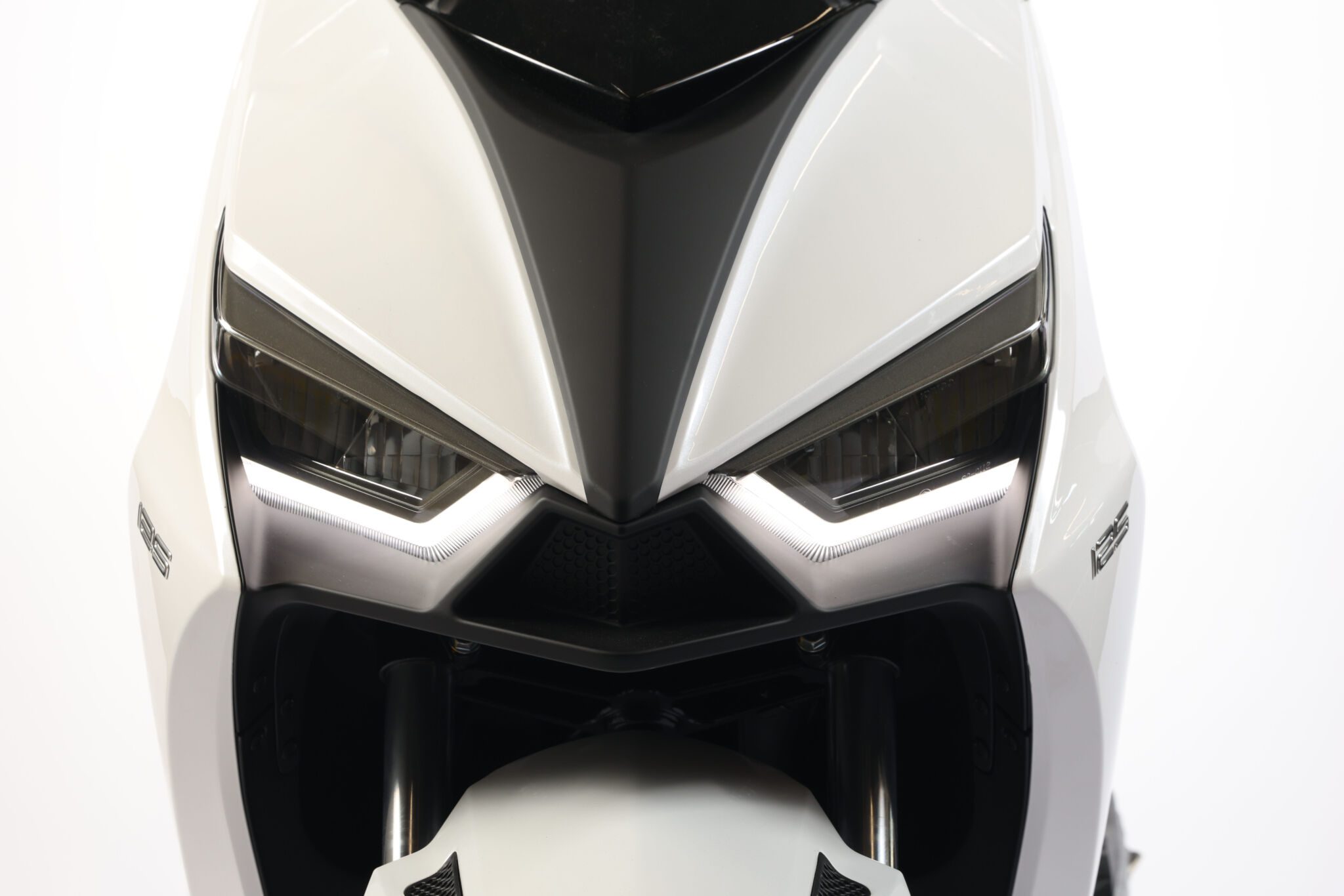 Movie R 125