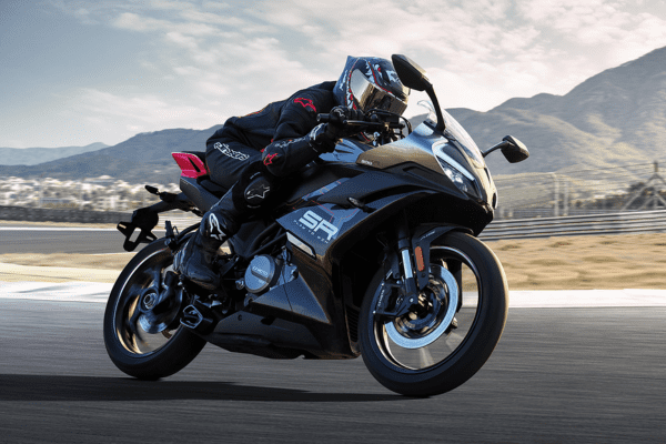 אופנוע ספורט